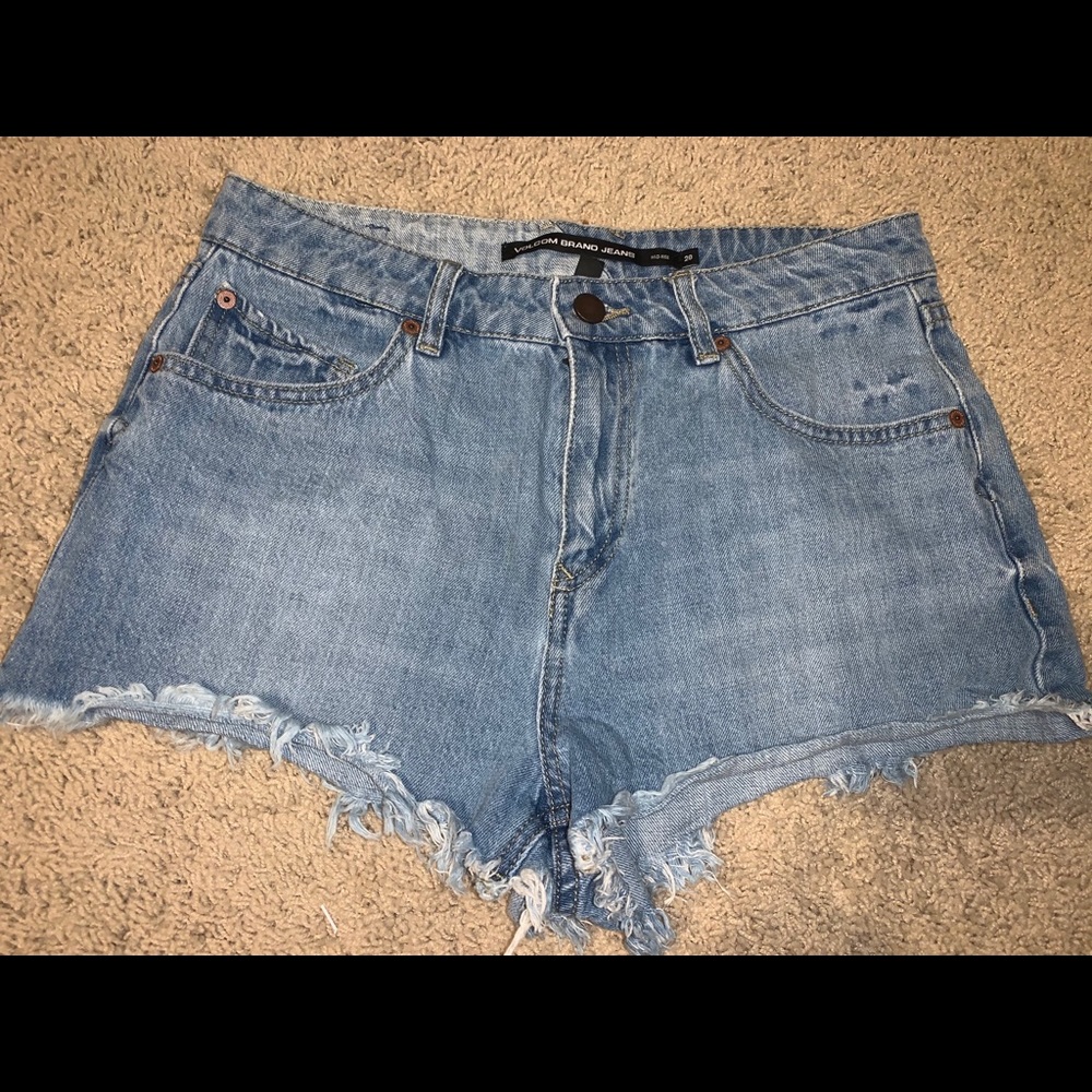 distressed blue jean shorts